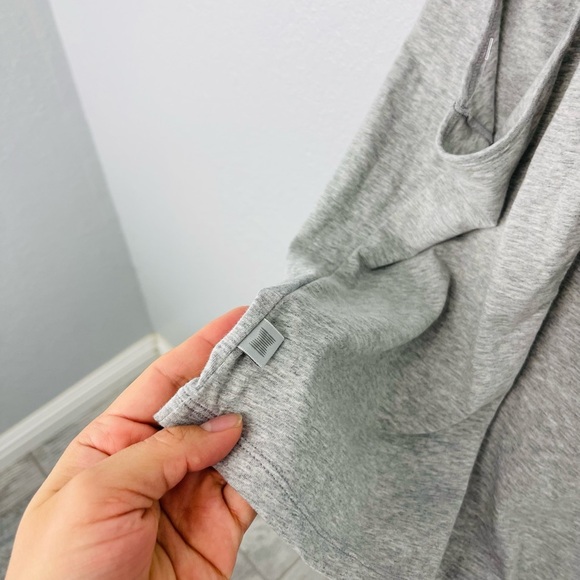NWT Savage Fenty Gray Logo Tank Sz XL - Picture 5 of 7